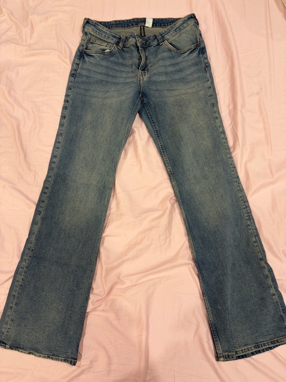 H&M Women's Medium Wash Flared Jeans